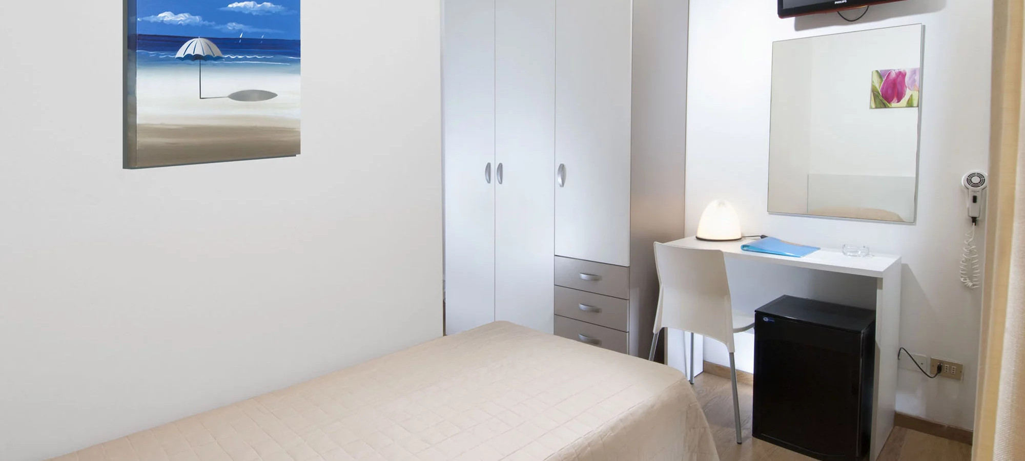 media.Camere-con-balcone-04-Hotel-Olympic-Misano